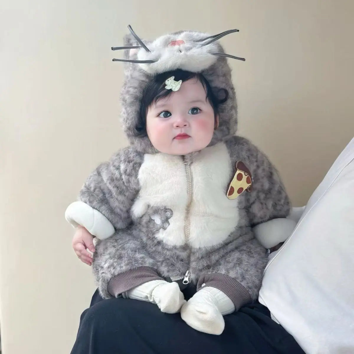 Baby Clothes 2025 Winter Onesie Full Moon 100 Days Piled Thickened Cotton-padded Cartoon Climbing Suit